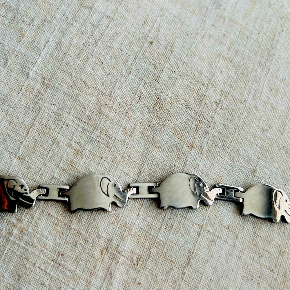 Sterling 925 Stamped Elephant Themed Bracelet
